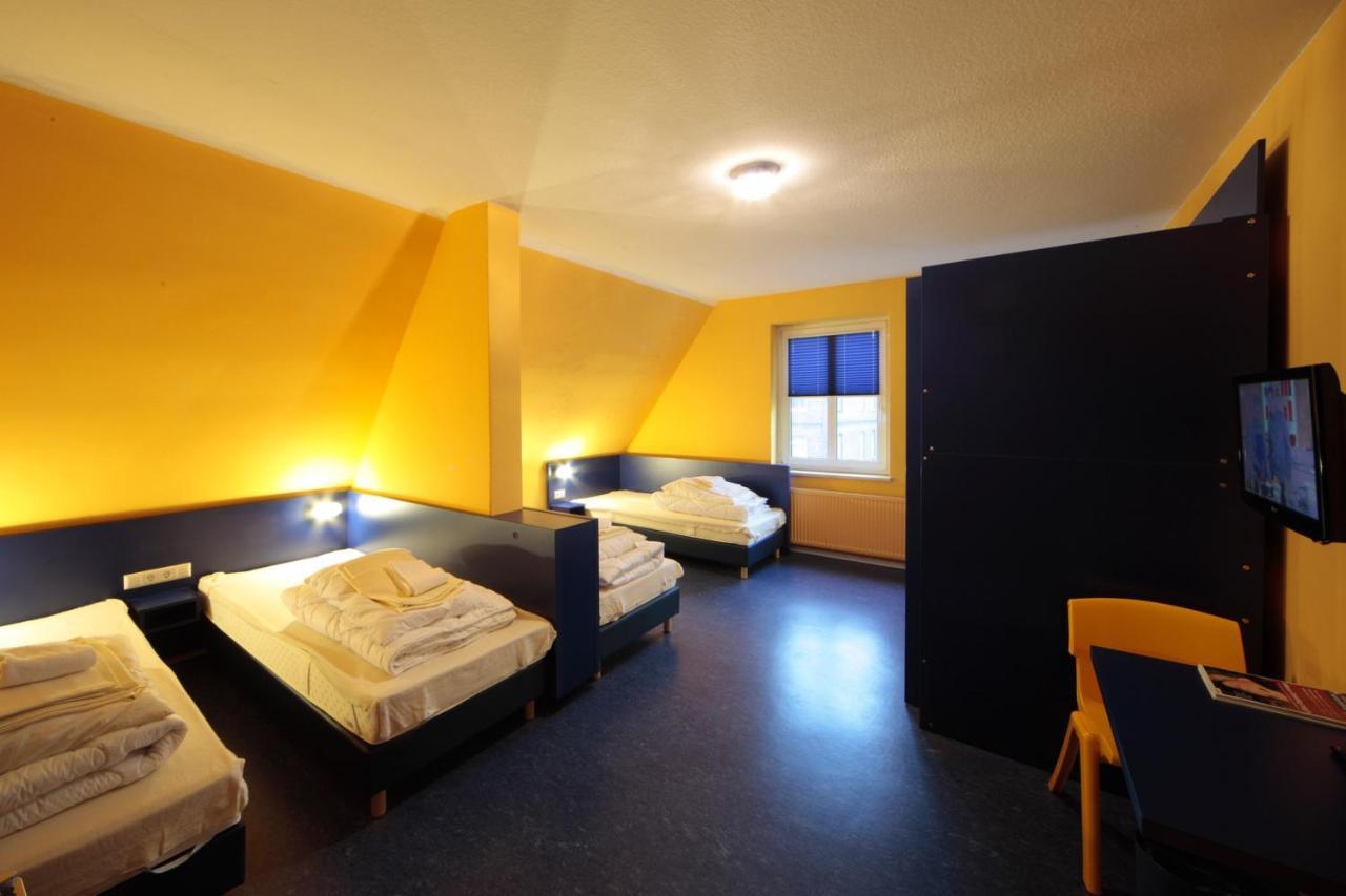 הנובר Bed'Nbudget Expo-Hostel Dorms מראה חיצוני תמונה