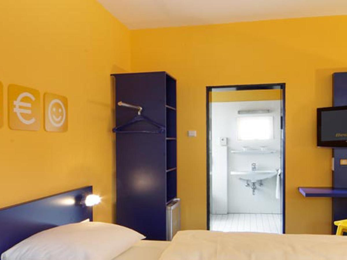 הנובר Bed'Nbudget Expo-Hostel Dorms חדר תמונה